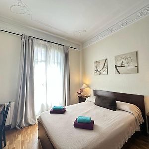 Habitación Estándar con Cama Queen